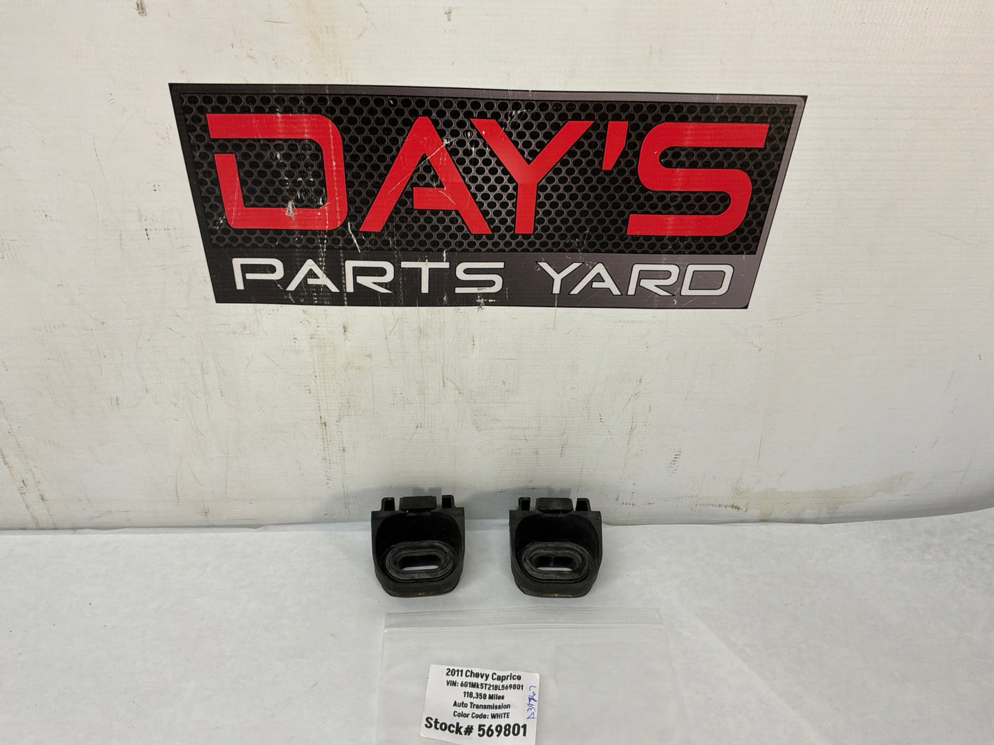 Radiator mounts - Day's Parts Yard
