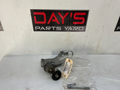 Ac compressor bracket - Day's Parts Yard