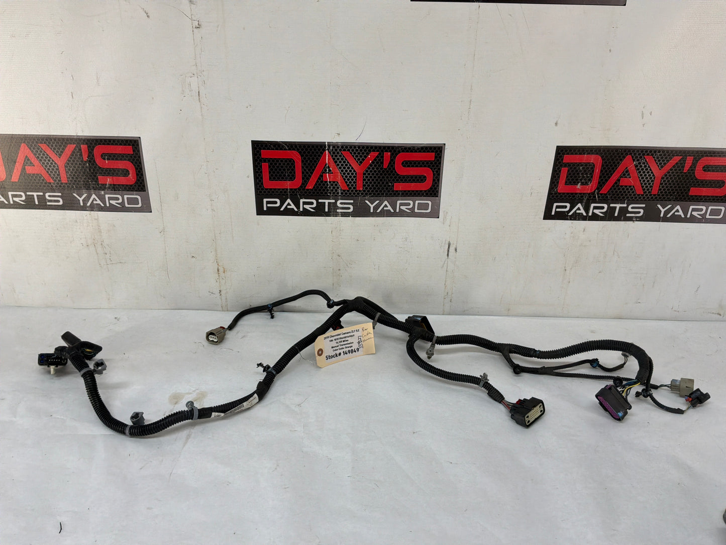 D34527 - Day's Parts Yard