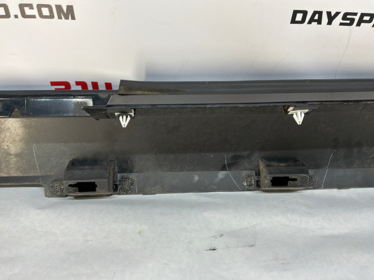 2015 Chevy Camaro SS 1LE RH Passenger Rocker Molding Side Skirt Panel OEM
