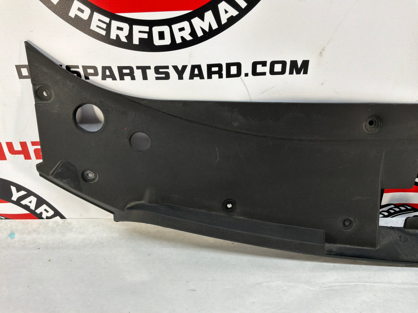 2014 Chevy SS Sedan Radiator Core Support Grille Cover Sight Shield OEM