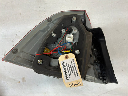 Rh taillight - Day's Parts Yard