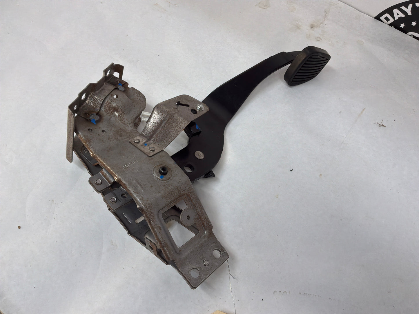 2014 Chevy Camaro SS  Manual Transmission Pedal Brake Clutch Master Cylinder Assembly OEM