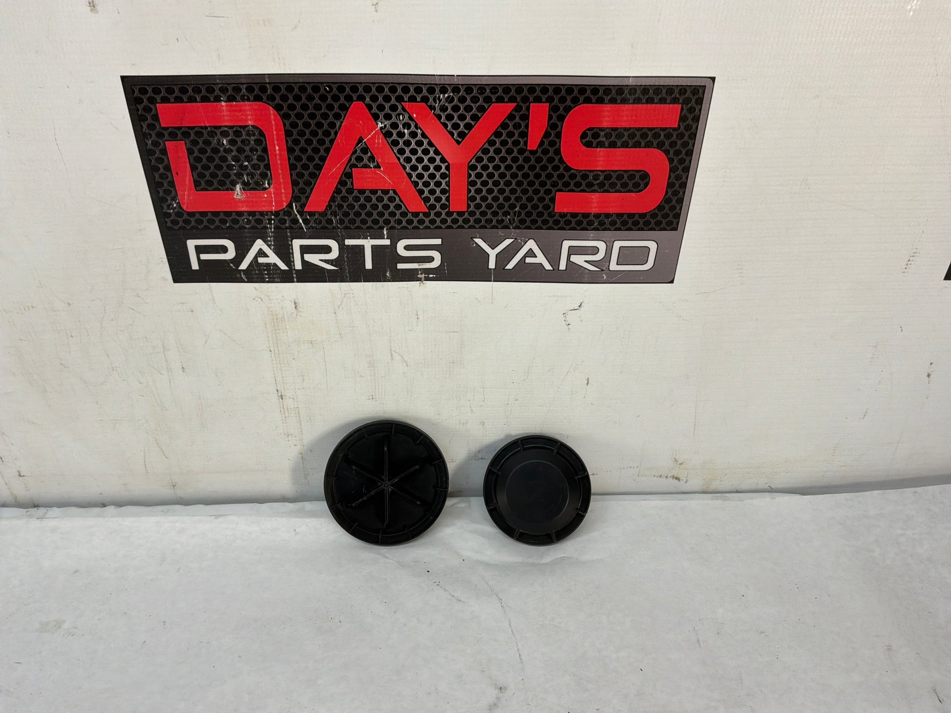 Headlight cover - Day's Parts Yard