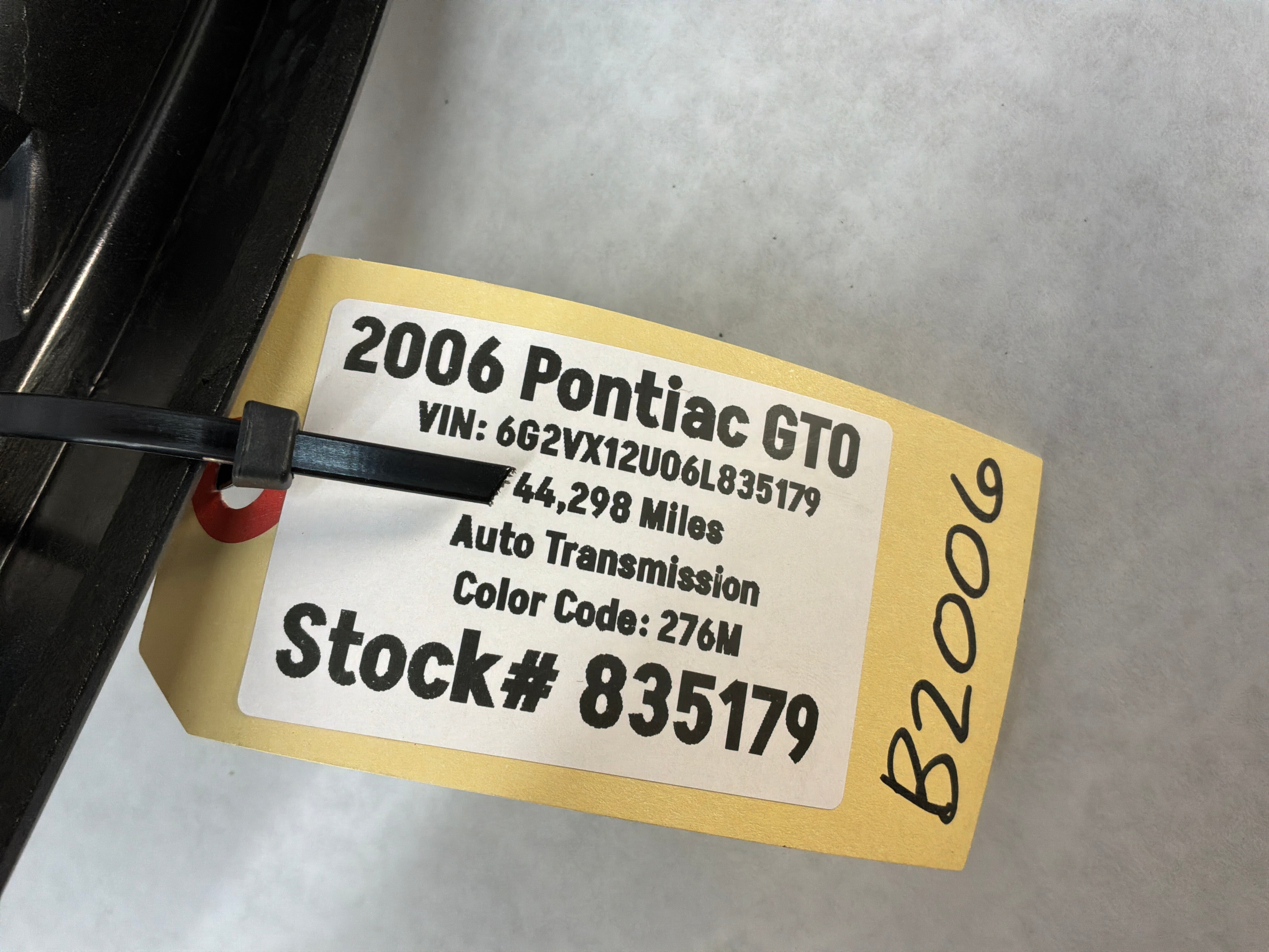 2006 Pontiac GTO Center Dash Radio HVAC Bezel Plate Panel Trim OEM