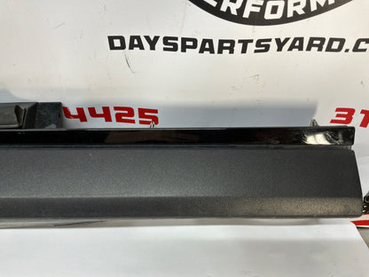 2013 Chevy Camaro ZL1 RH Passenger Rocker Molding Side Skirt Panel OEM