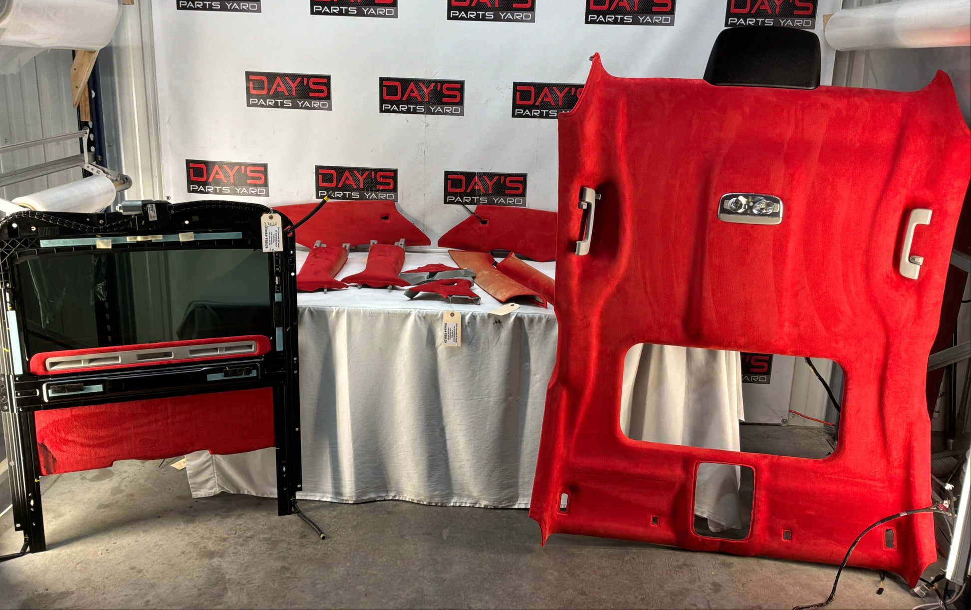 Head liner sunroof and interior trim - Day's Parts Yard