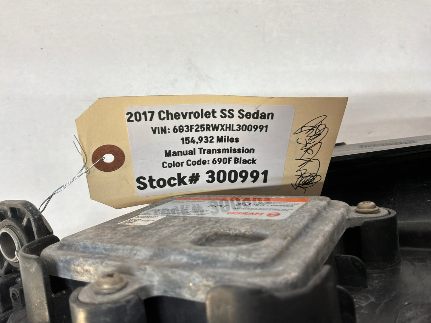 2017 Chevy SS Sedan RH Passenger Head Light Lamp Headlight OEM