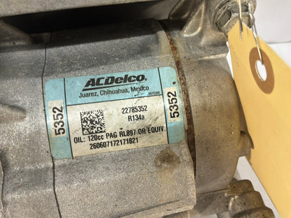 2013 Chevy Camaro ZL1 AC A/C Air Conditioner Compressor w/ Bracket OEM