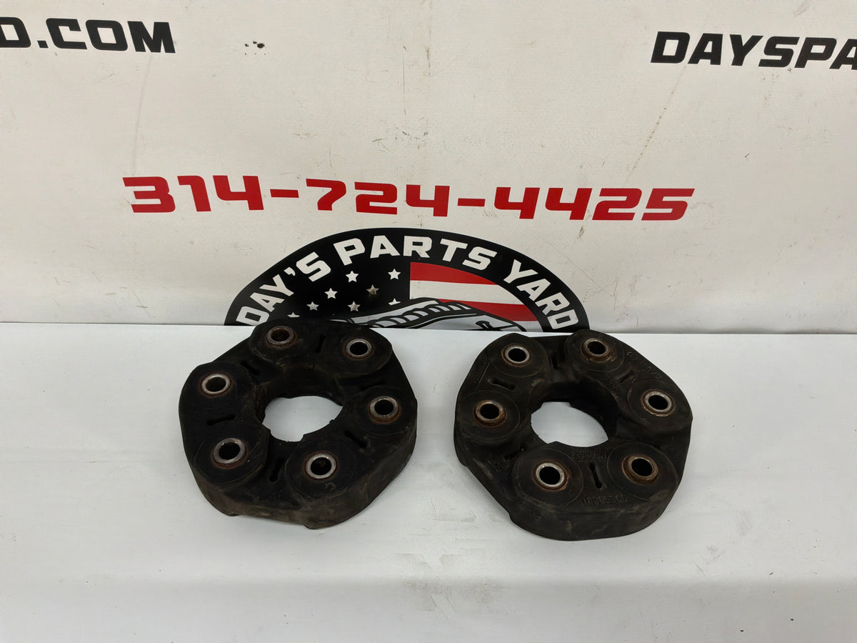 2006 Pontiac GTO Driveshaft Drive Prop Shaft Rubber Couplers Isolators OEM