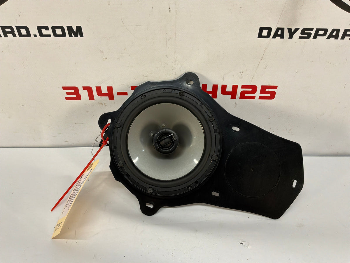 2002 Chevy C5 Corvette RH Passenger Front Door Bose Speaker OEM