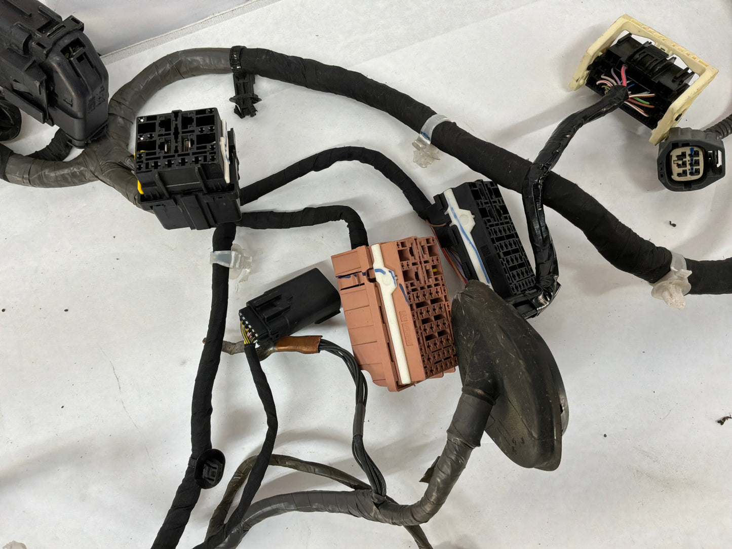 2017 Chevy SS Sedan Fire Wall Front Chassis Engine Bay Wire Wiring Harness OEM