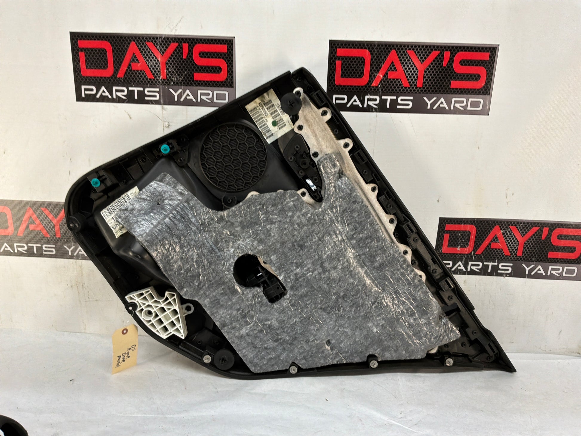 Lh rear door panel - Day's Parts Yard