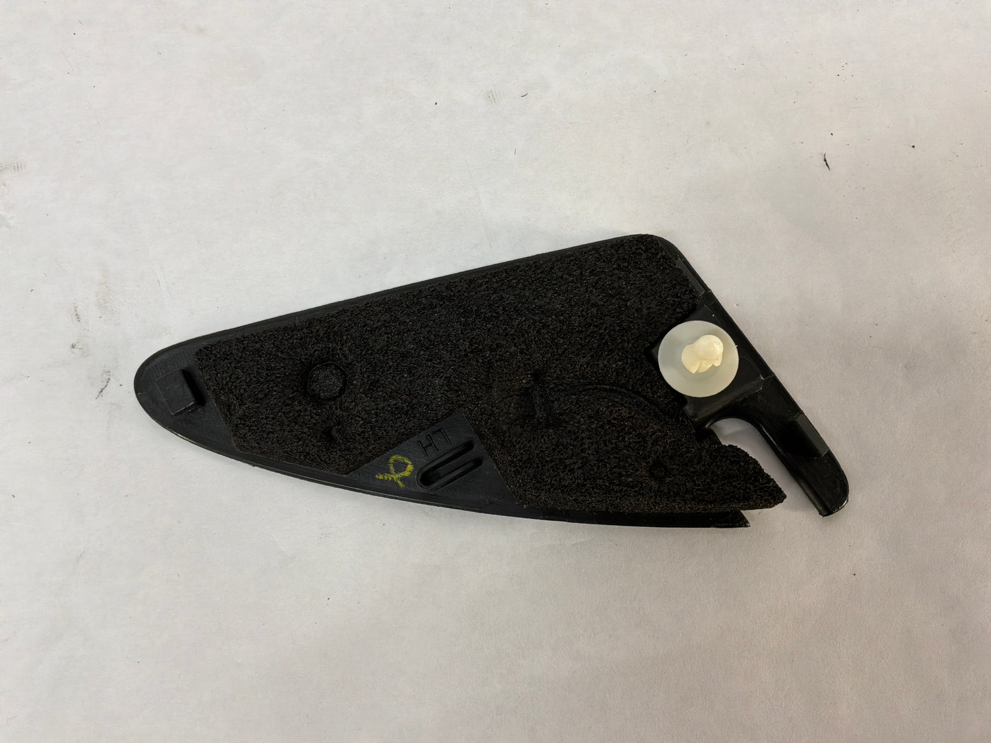 2008 Pontiac G8 Base LH Driver Interior Mirror Bolt Cover OEM