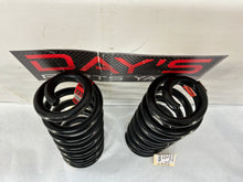 Rh lh rear coil springs - Day's Parts Yard