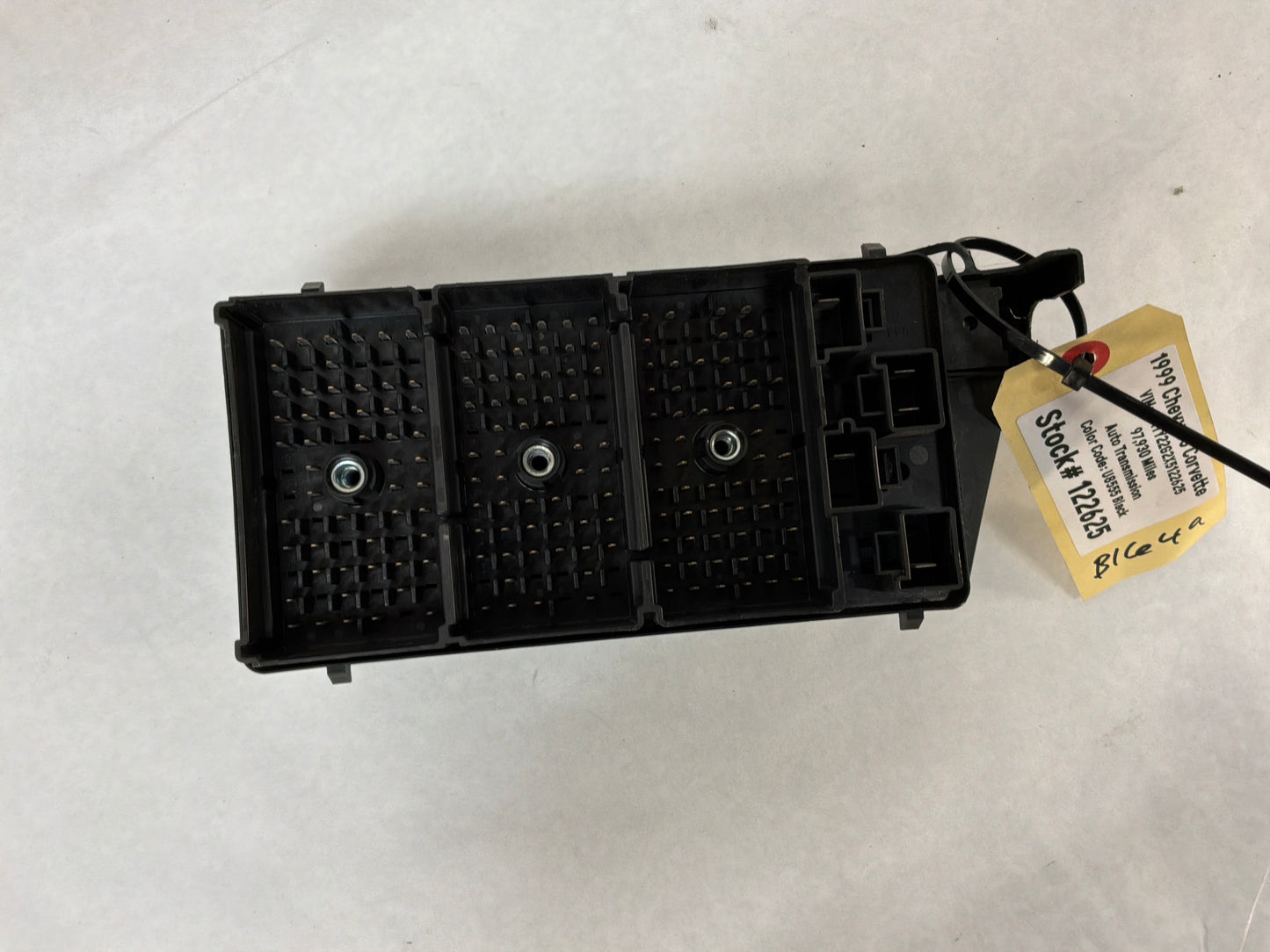 1999 Chevy Corvette Engine Bay Underhood Fuse Box Fusebox OEM