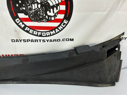 2006 Pontiac GTO Complete Windshield Wiper Cowl Assembly OEM
