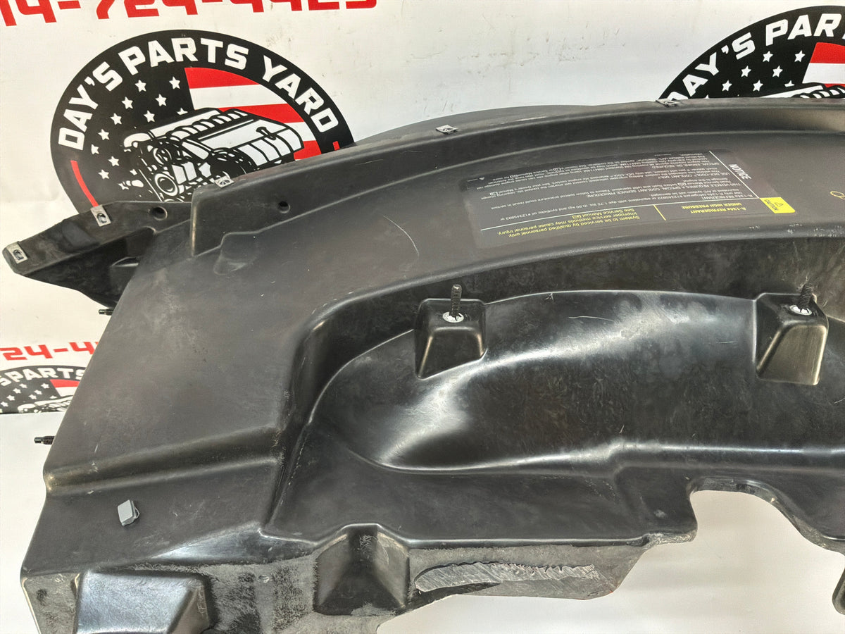 2002 Chevy C5 Corvette RH Passenger Composite Inner Fender Liner Wheel House Well OEM