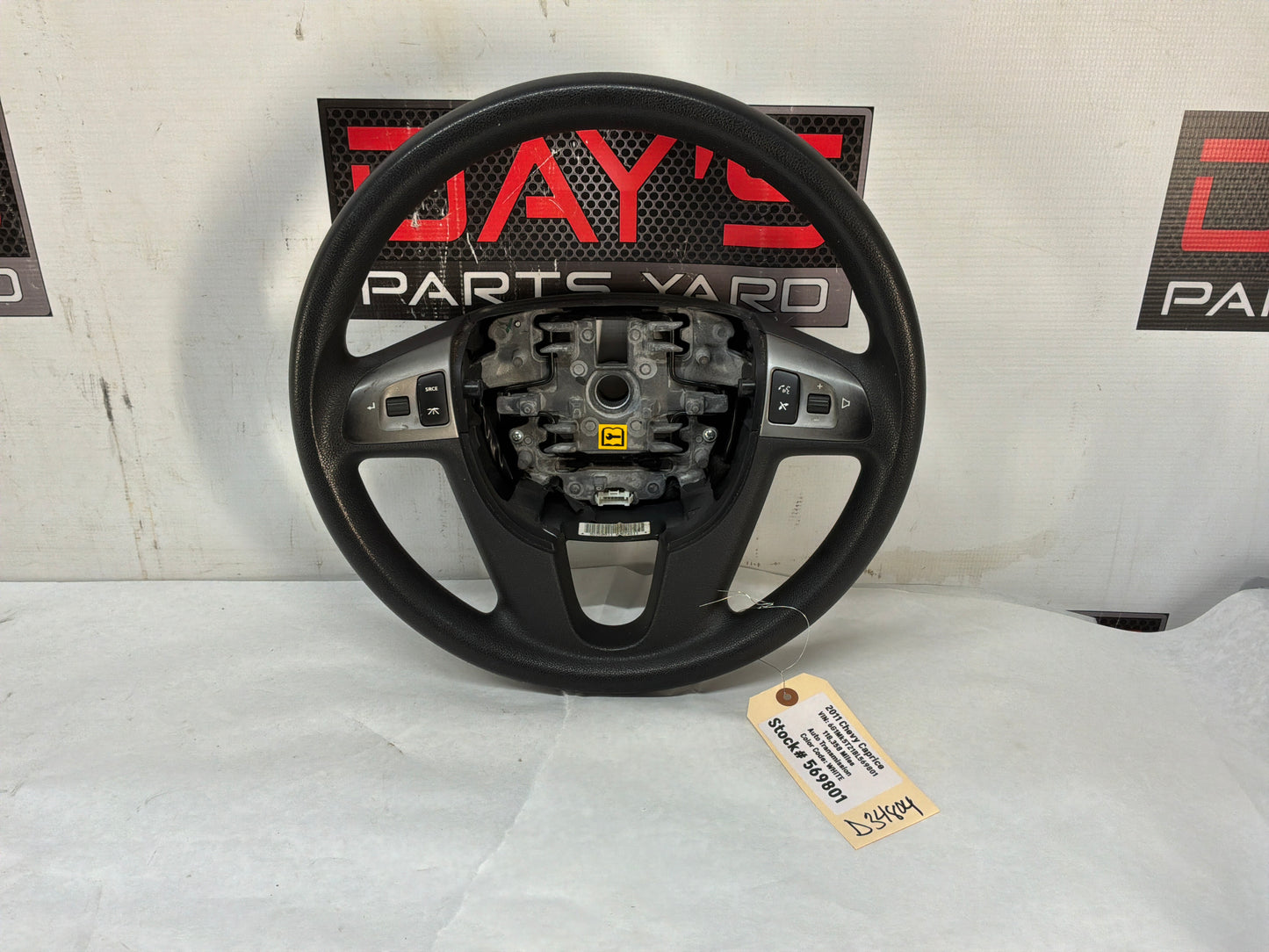 Steering wheel - Day's Parts Yard