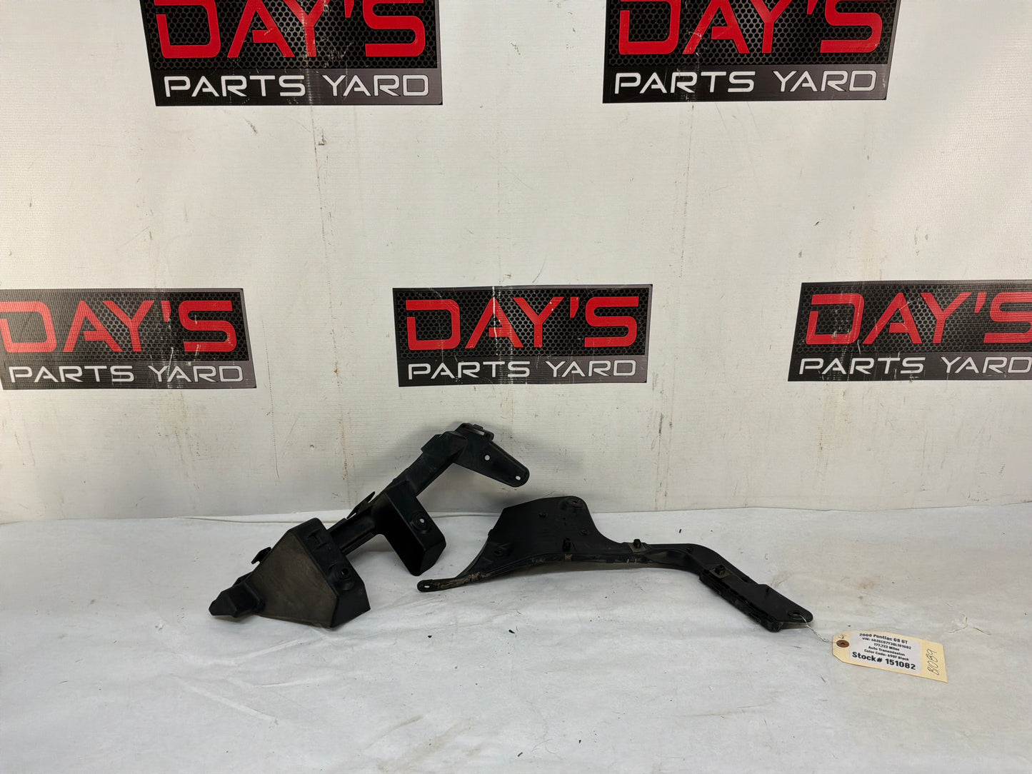 2008 Pontiac G8 GT LH Driver Bumper Brackets Guides Supports Mounts OEM
