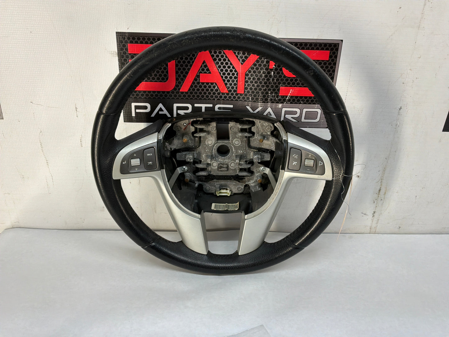 Steering wheel - Day's Parts Yard