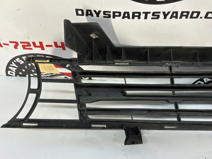 2013 Chevy Camaro ZL1 Front Bumper Fascia Upper Plastic Grille OEM
