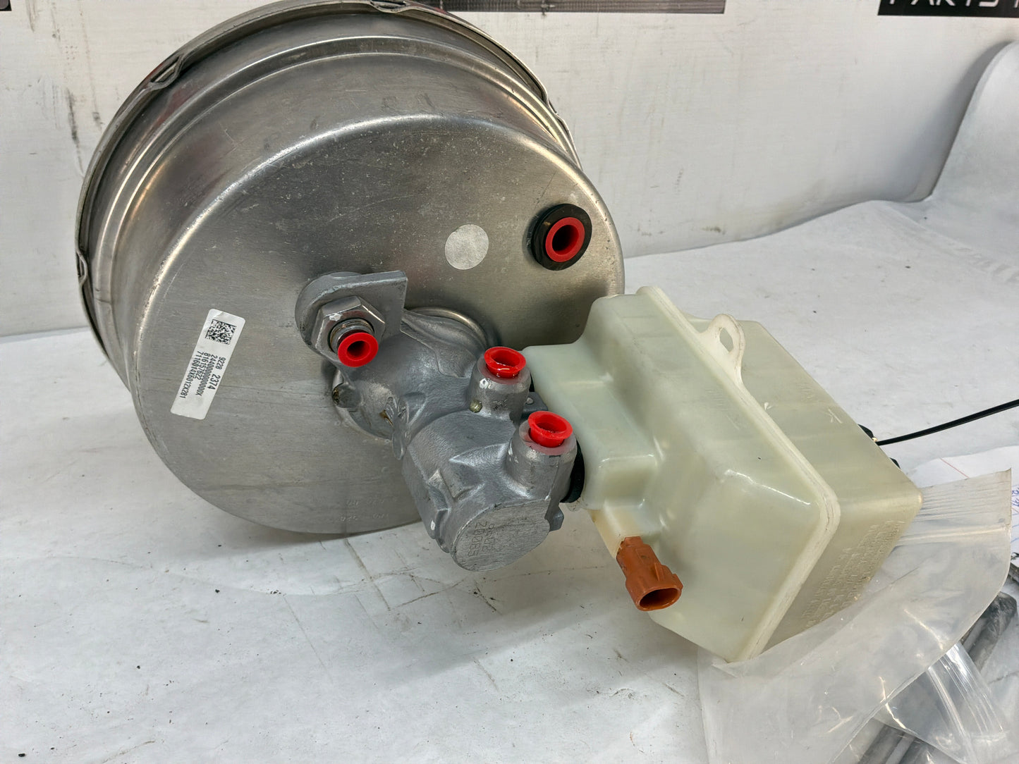 2017 Chevy SS Sedan Brake Booster Master Cylinder and Reservoir OEM