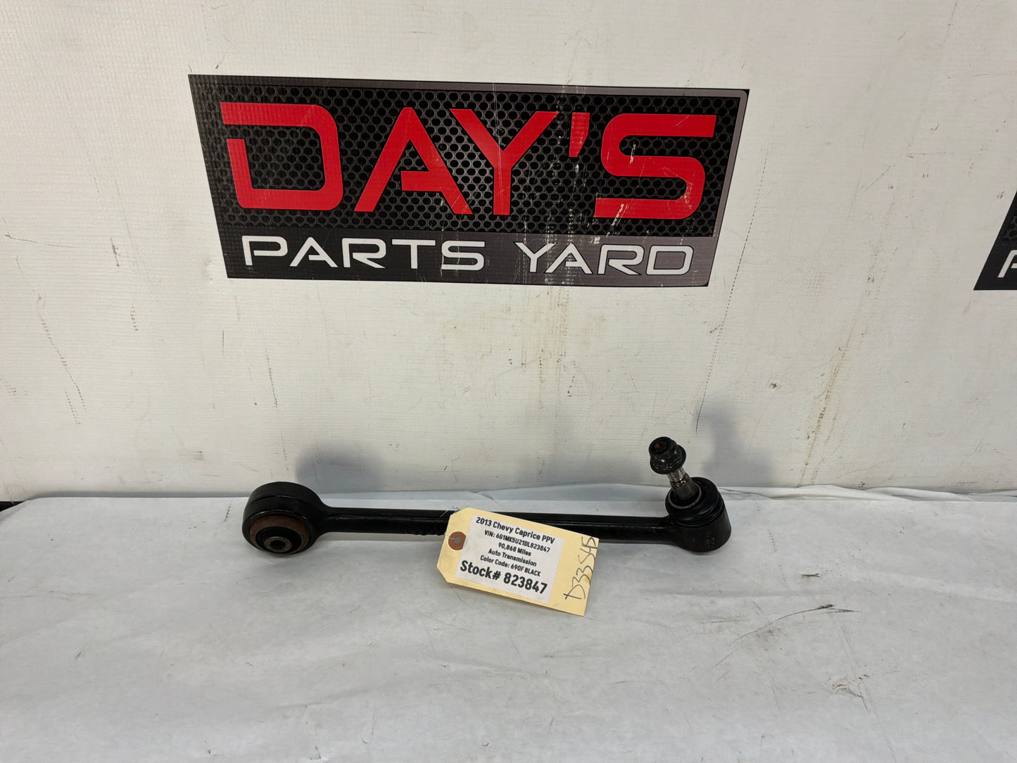 Control arm - Day's Parts Yard