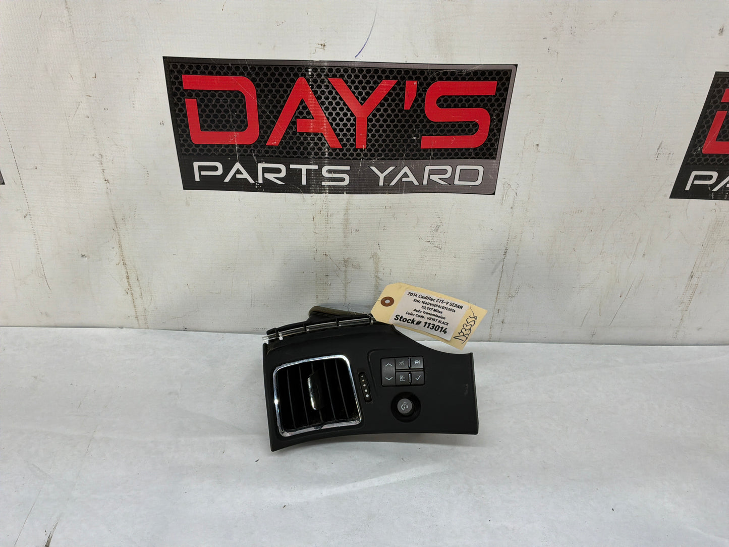 Dash vent - Day's Parts Yard
