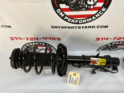 2013 Chevy Camaro ZL1 RH & LH Front Magnetic Ride Struts Shocks Assemblies OEM