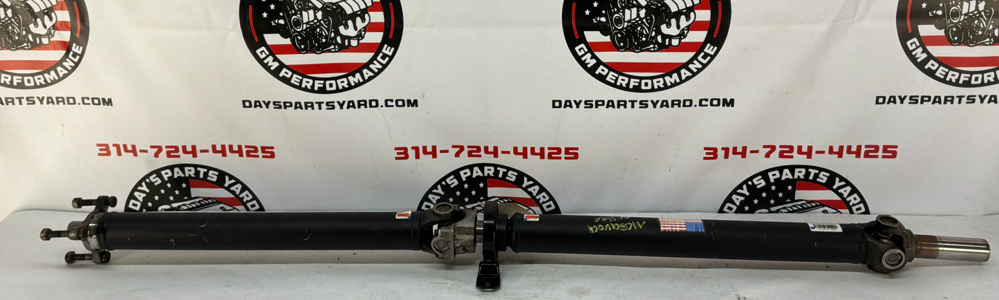 2005 Pontiac GTO Drive Propeller Shaft Driveshaft OEM