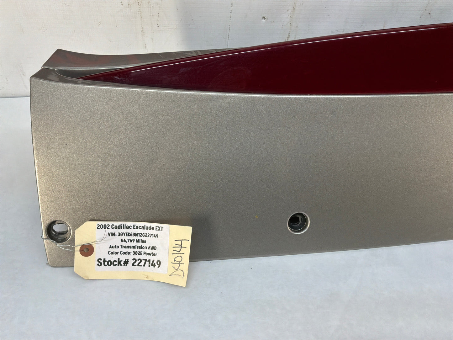 2002 Cadillac Escalade EXT Rear Upper Roof Spoiler 3RD Brake Light Lamp OEM