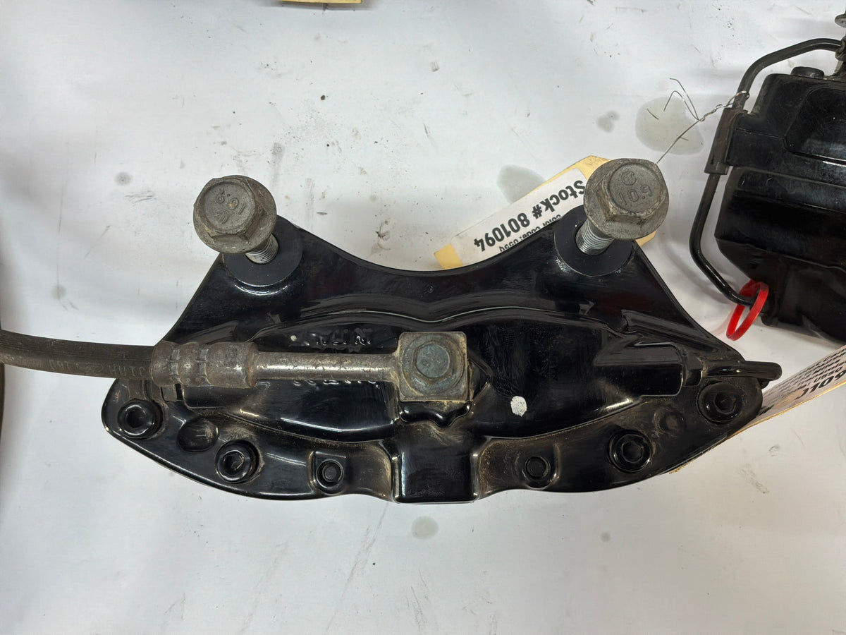 2013 Chevy Camaro 1LE Brembo Brake Calipers & Rotors Front and Rear OEM