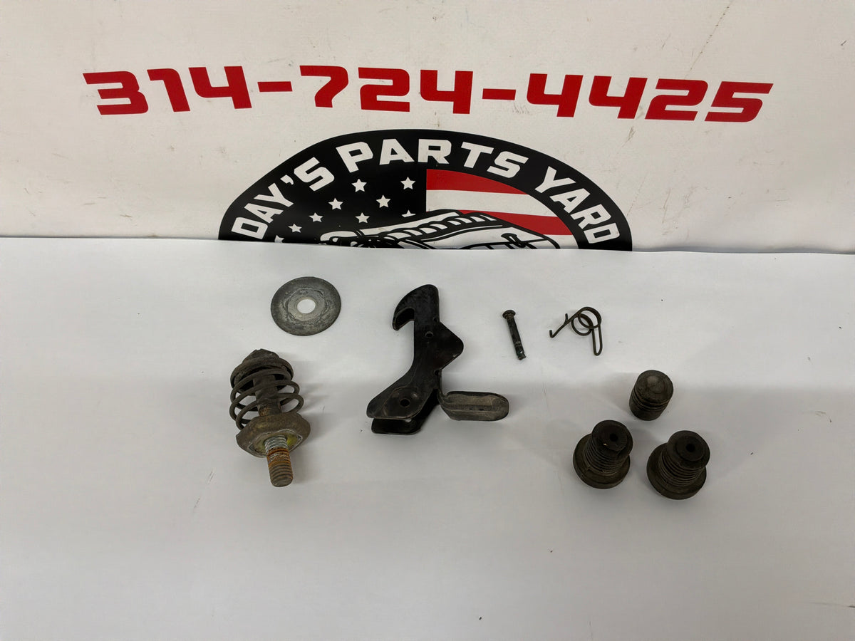 2006 Pontiac GTO Hood Latch w/Release Striker & Adjustment Rubbers Bumpers OEM