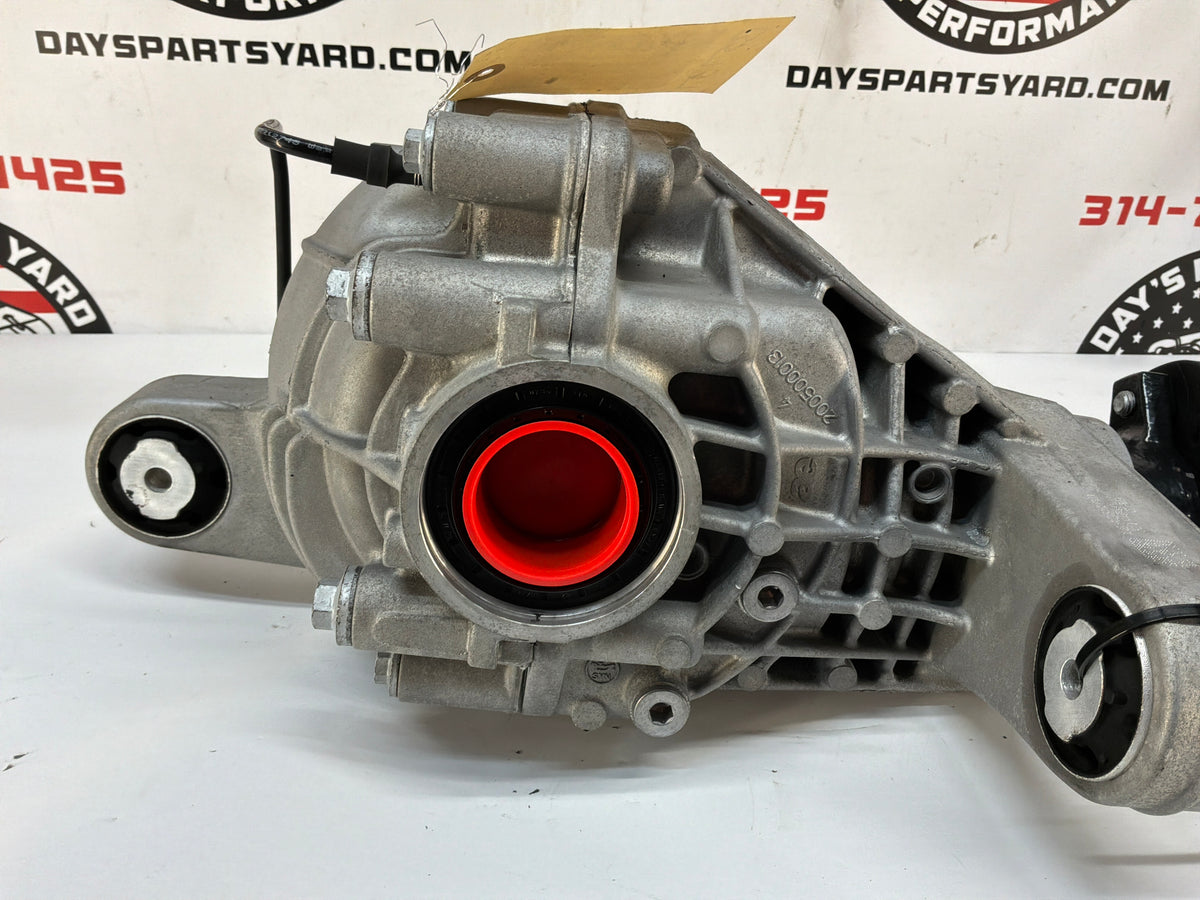 2009 Pontiac G8 GT Rear End Rearend Carrier 2.92 LSD Differential OEM - Day's Parts Yard