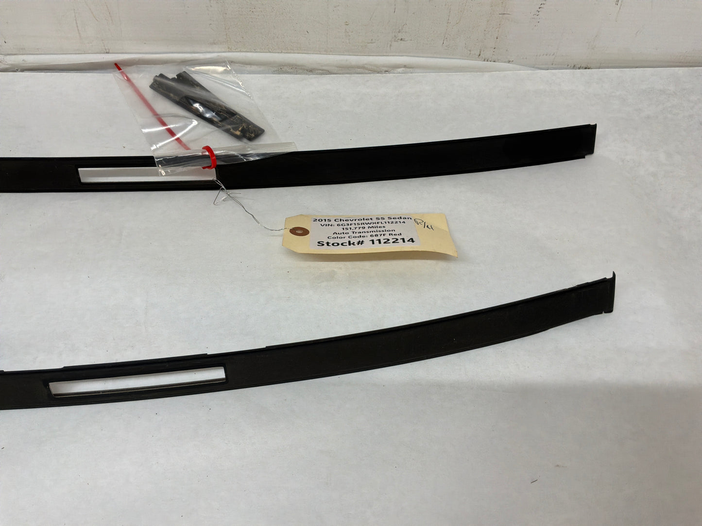 2015 Chevy SS Sedan Roof Top Trim Finish Panel Moldings RH & LH OEM