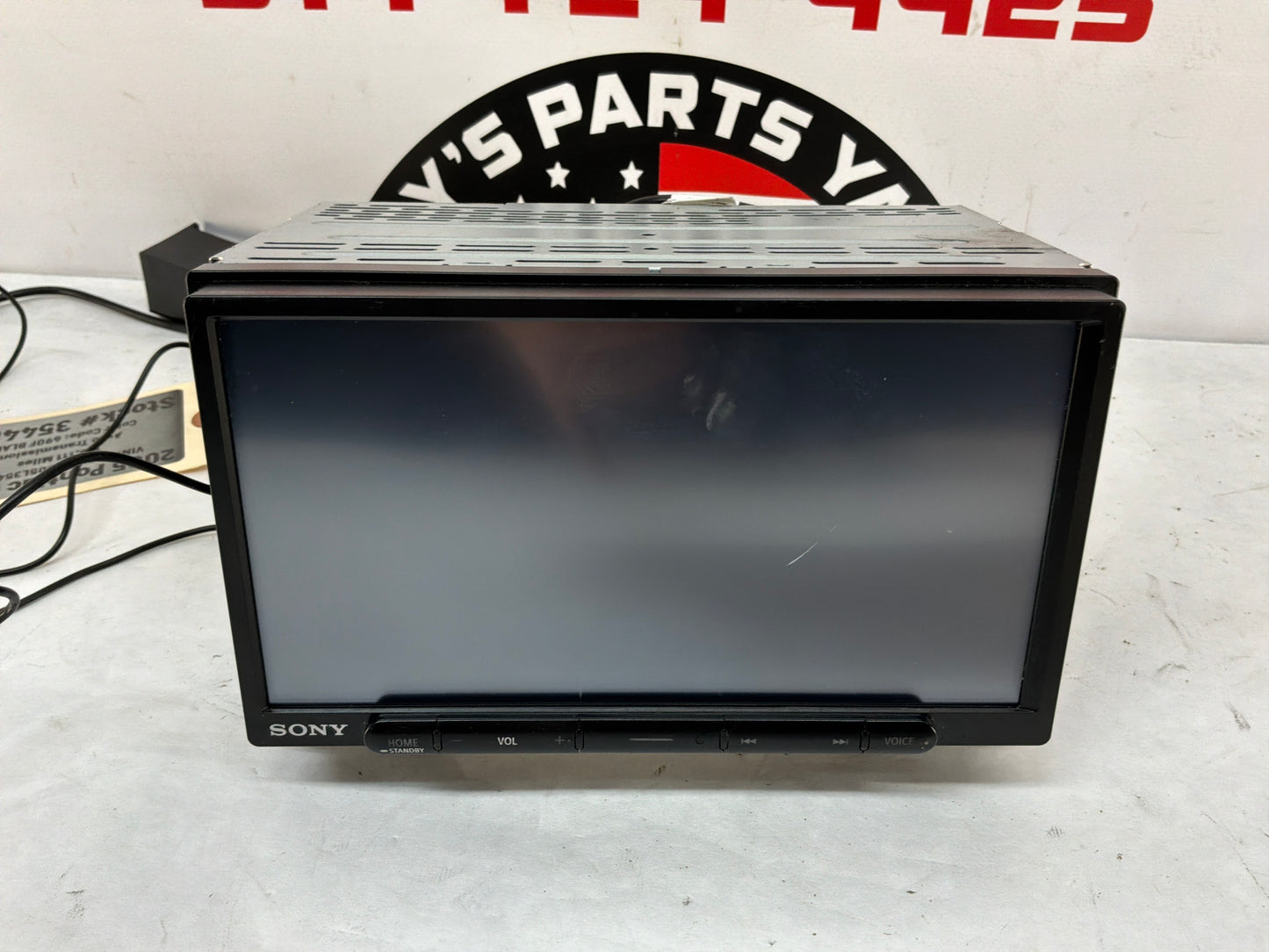2005 Pontiac GTO Sony Aftermarket Radio Receiver & Screen