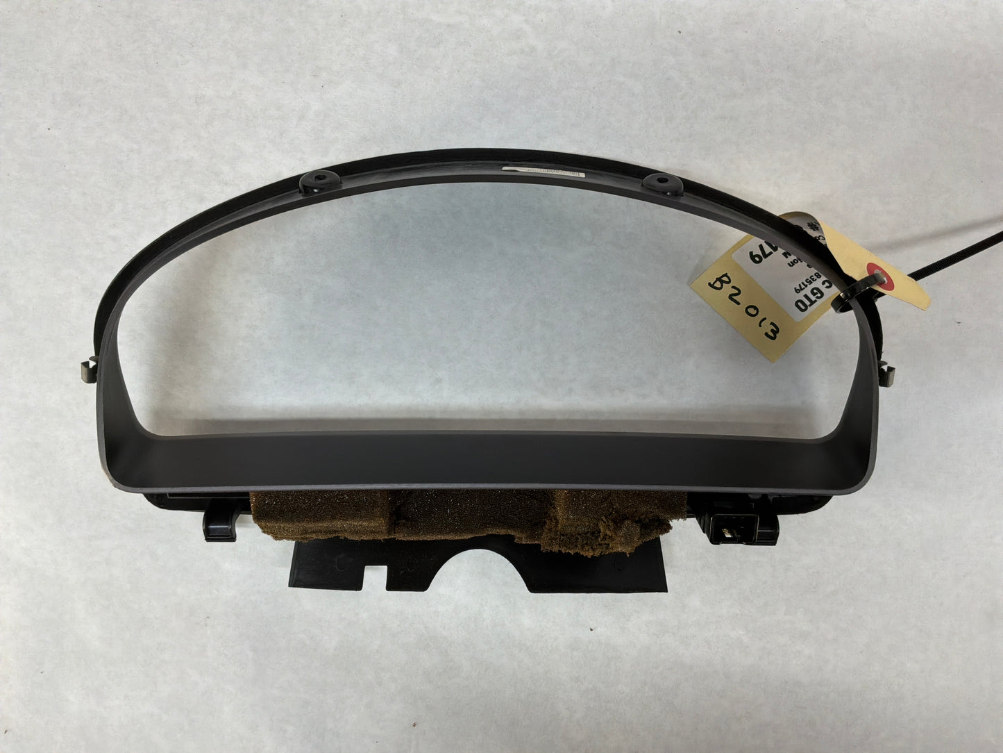 2006 Pontiac GTO Instrument Speedometer Gauge Cluster Bezel Trim Panel OEM
