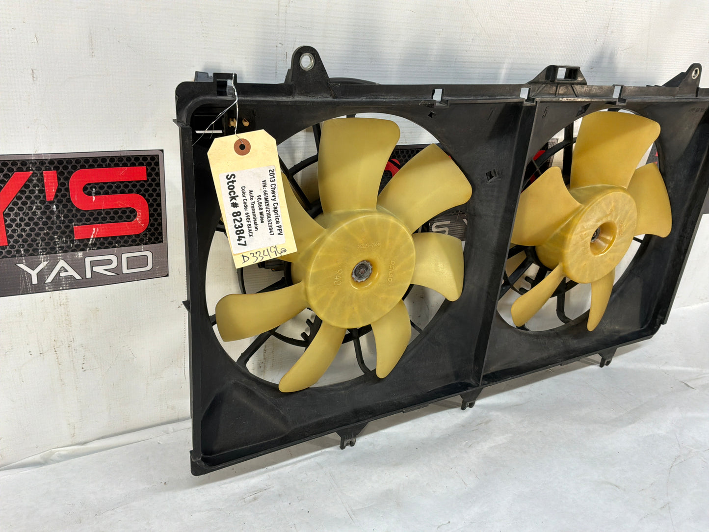 2013 Chevy Caprice PPV Radiator Duel Dual Electric Radiator Cooling Fans OEM - Day's Parts Yard