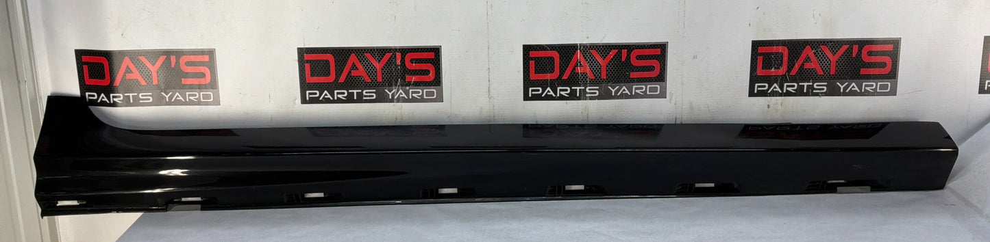 2008 Pontiac G8 GT RH Passenger Rocker Molding Side Skirt Panel Trim Black OEM
