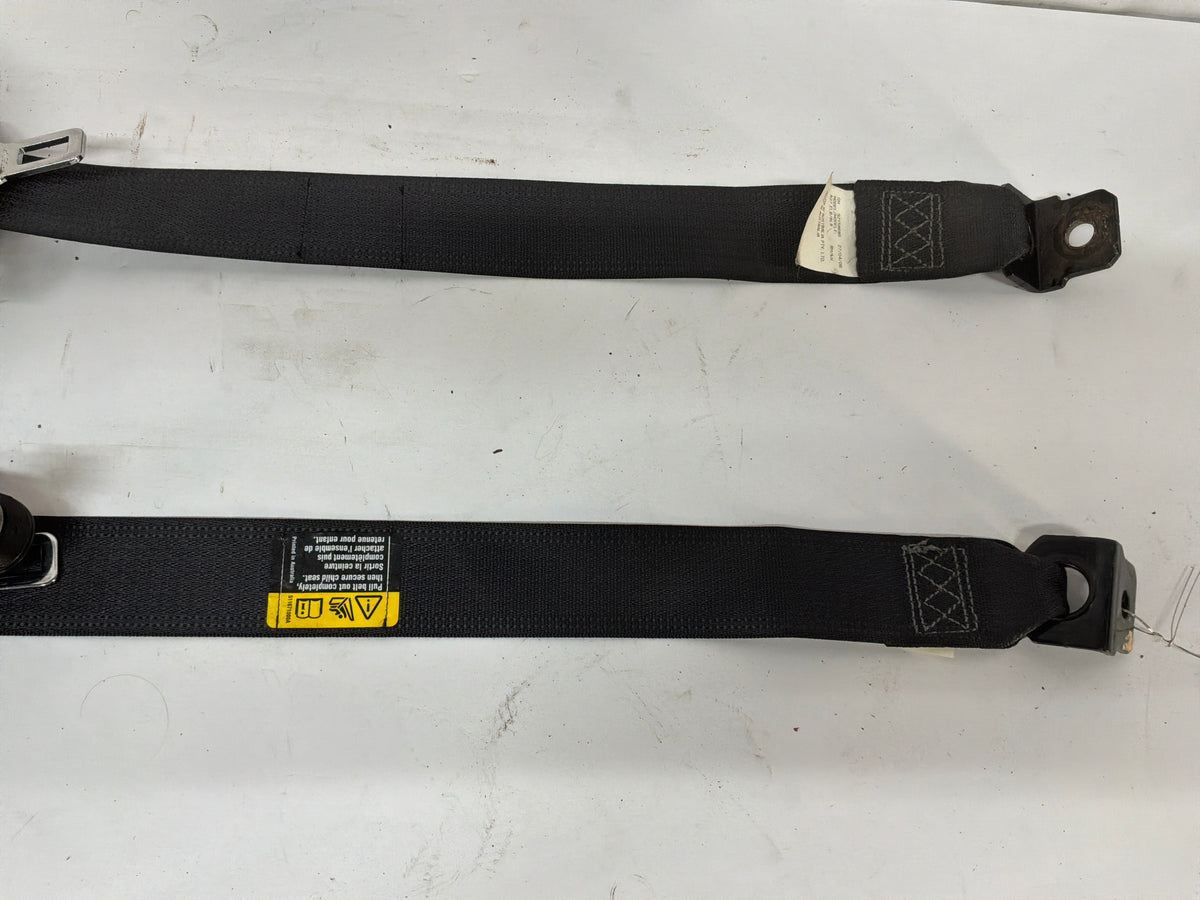 2006 Pontiac GTO Rear RH & LH Seat Belt Seatbelt Retractor OEM