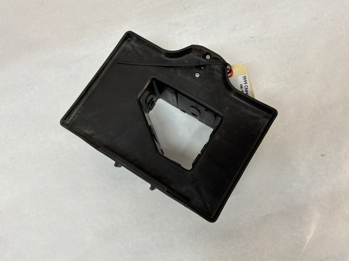 1999 Chevy C5 Corvette Battery Tray Hold Down Mount Tray Bracket OEM