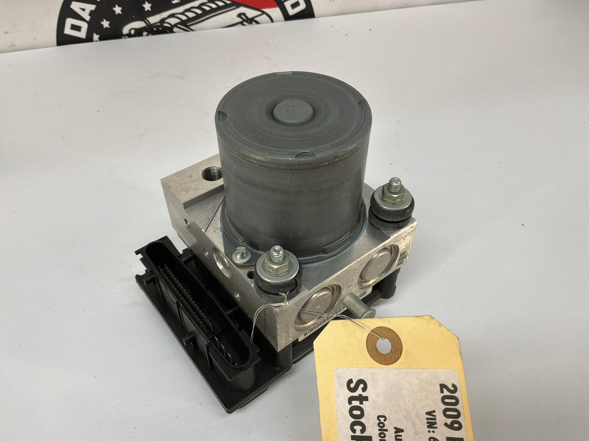 2009 Pontiac G8 GT ABS Anti-Lock Brake Control Module OEM × - Day's Parts Yard
