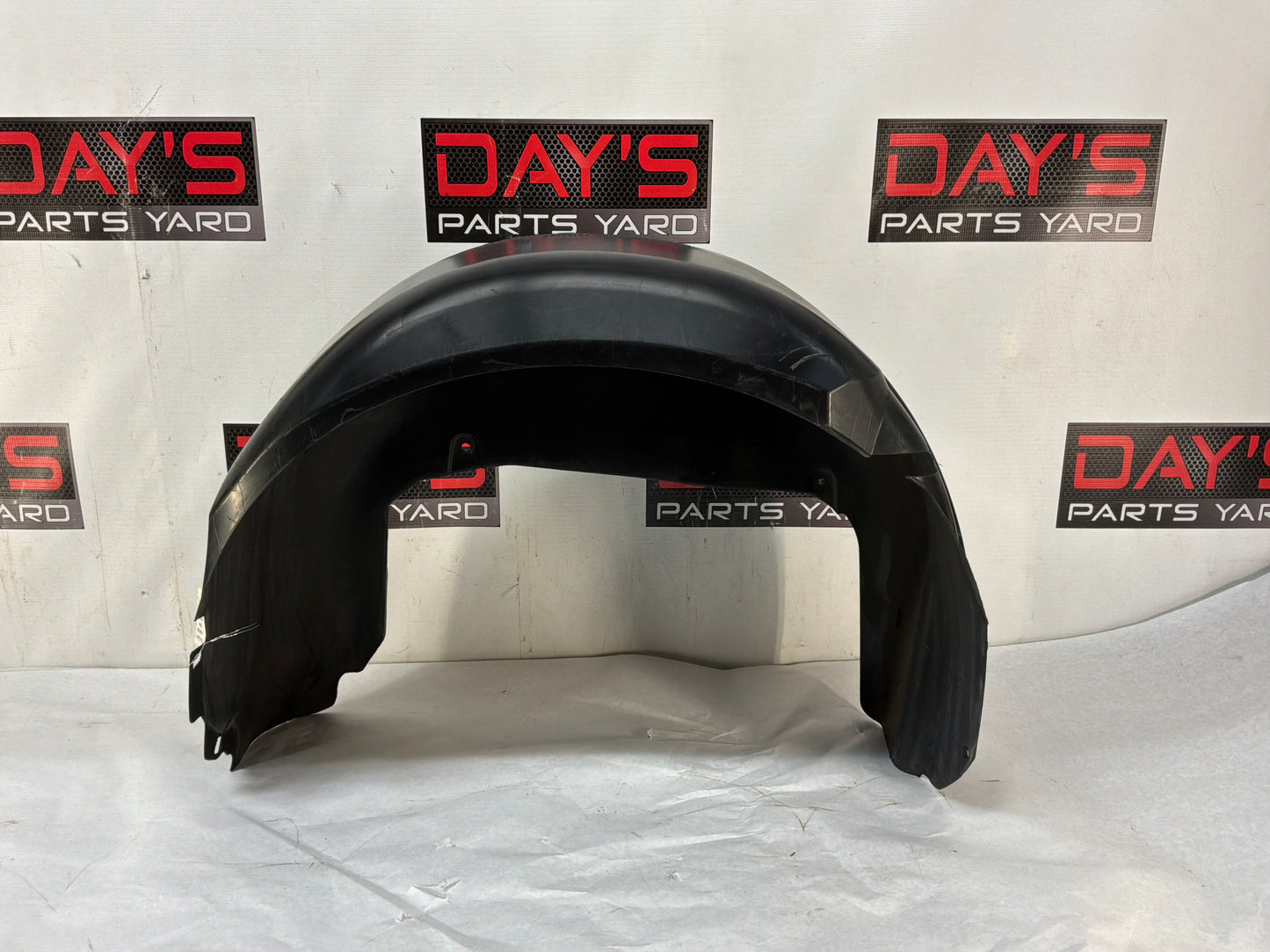 Lh wheel liner - Day's Parts Yard