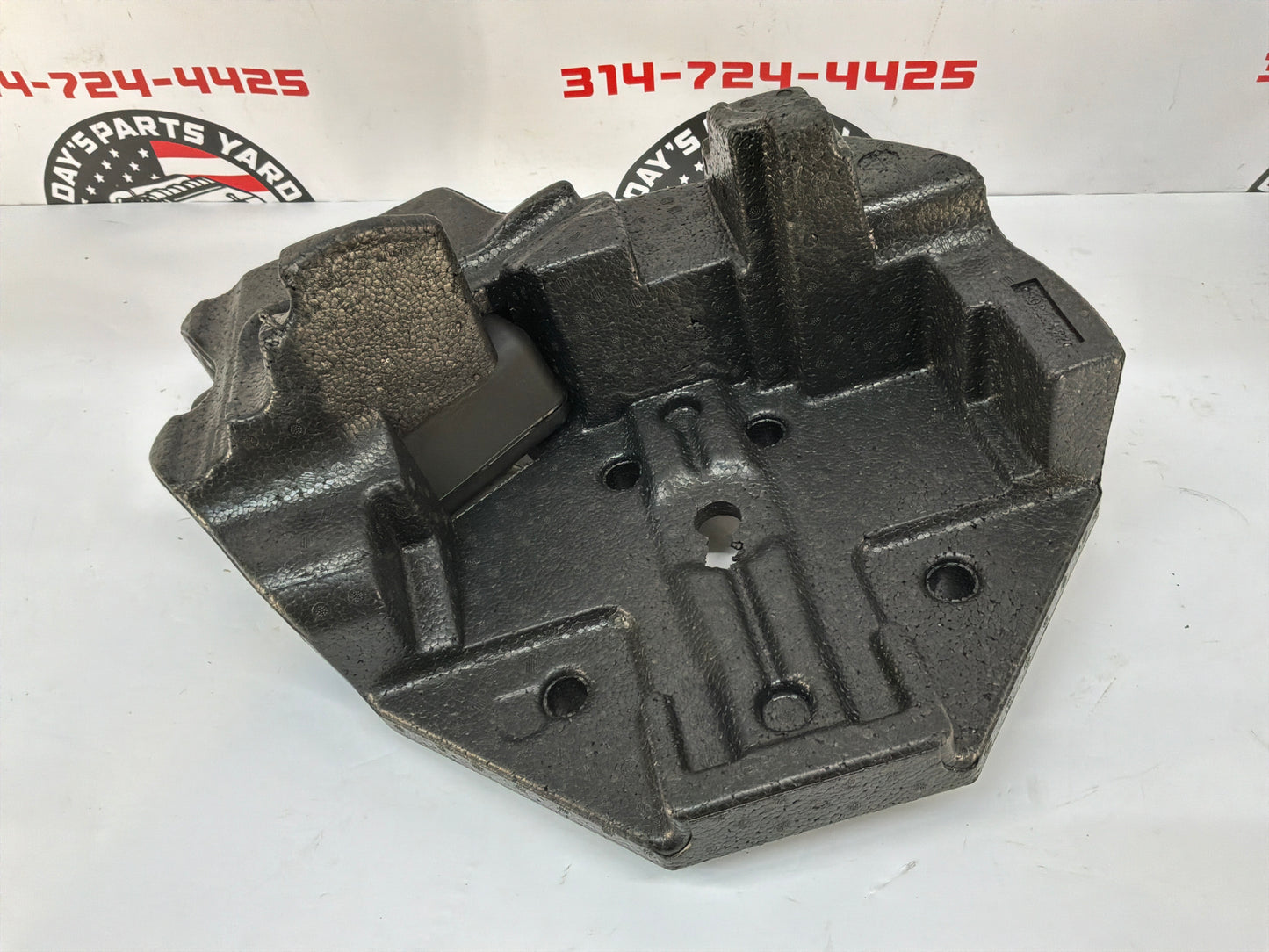 2015 Chevy Camaro SS 1LE Spare Tire Air Compressor Inflator w/ Sealant OEM