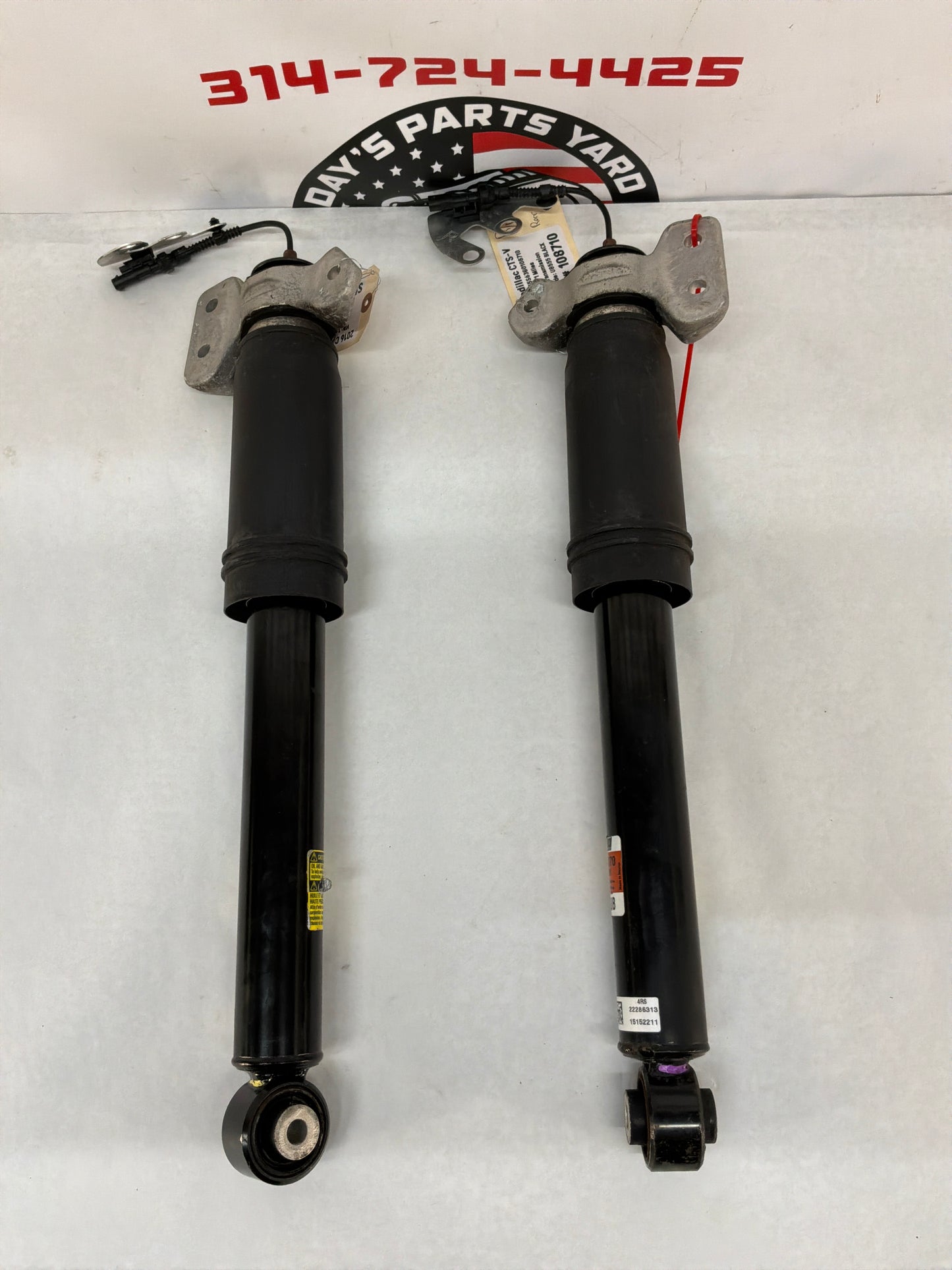 2016 Cadillac CTS-V RH & LH Rear Shock Absorber Assembly OEM