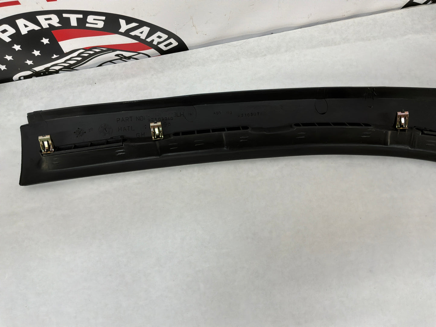 2005 Pontiac GTO Windshield Dash Cowl Defrost Panels Vent Trim Pair OEM