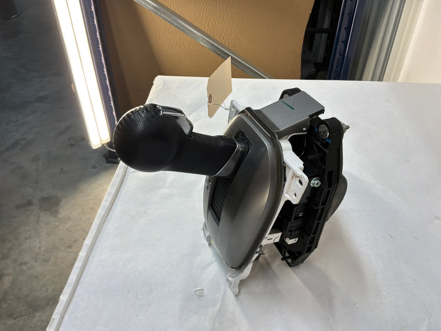 2013 Chevy Camaro SS Complete Center Console w/ Automatic Gear Selector Shifter OEM
