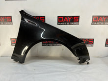 Rh fender - Day's Parts Yard