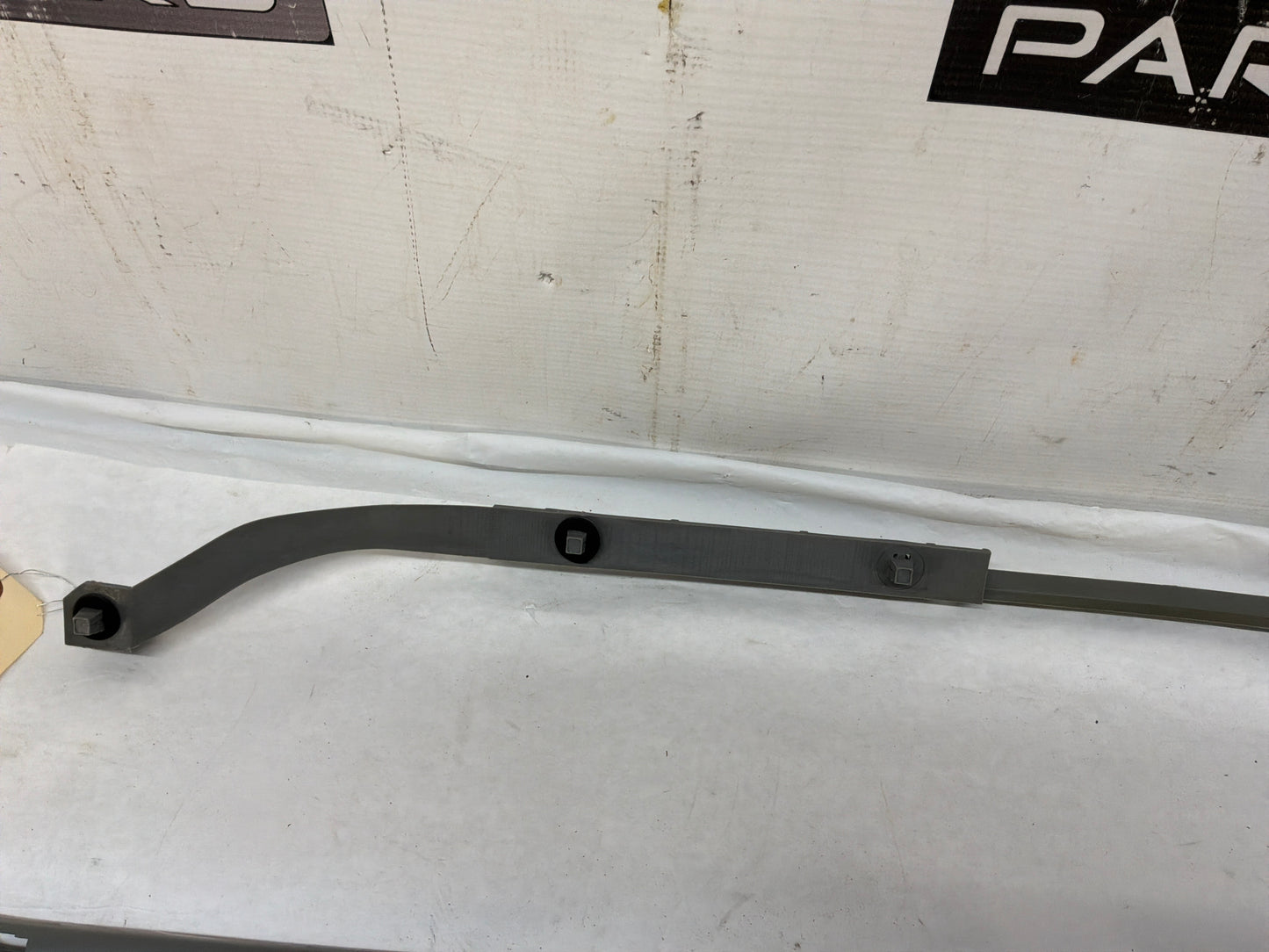 2004 Pontiac GTO Rear Bumper Bracket Guide Support Bracket Set OEM